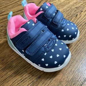 Carter’s hearts toddler sneakers 3.5